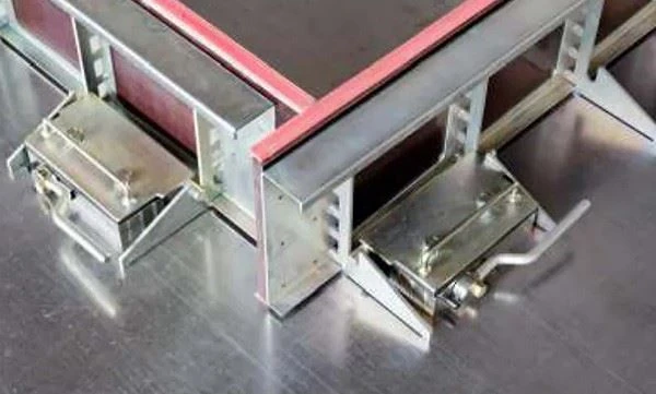 MagFly Universal Shuttering Magnet Corner design